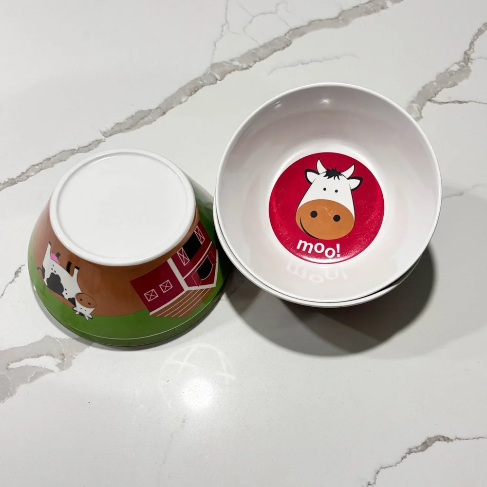 Plastic Green White Red Farm Themed Bowls Set Of 4 Dessert Cups Cow Horse Barn